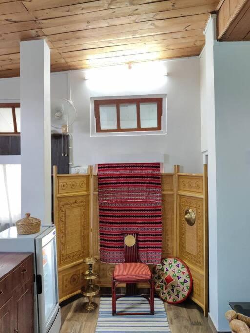 The Nook Rooftop Condo And Garden غاواهاتي المظهر الخارجي الصورة